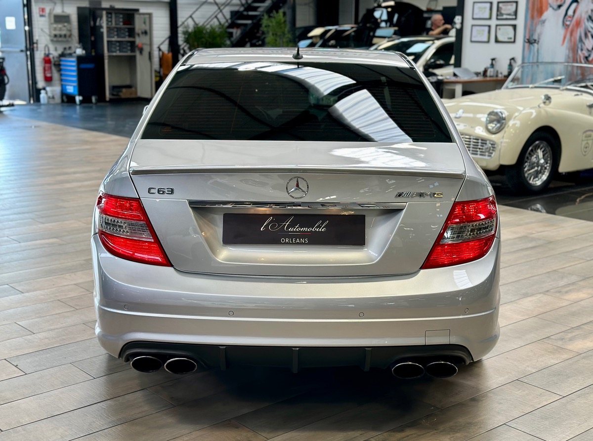 Mercedes-Benz Classe C III 63 AMG W204 6.2 457 BVA7