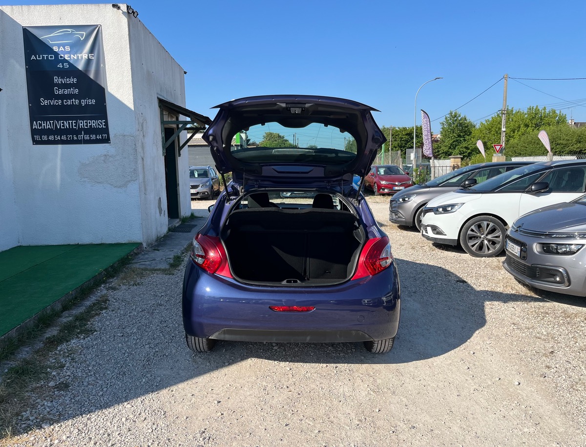 Peugeot 208 1.6 HDI 92 CV