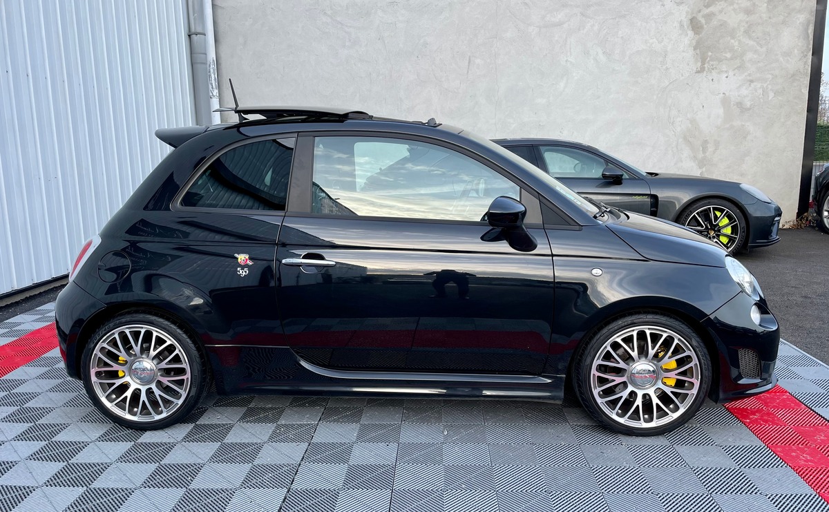 Abarth 500 2 1.4 Turbo T-Jet 160 595 Turismo MSQ