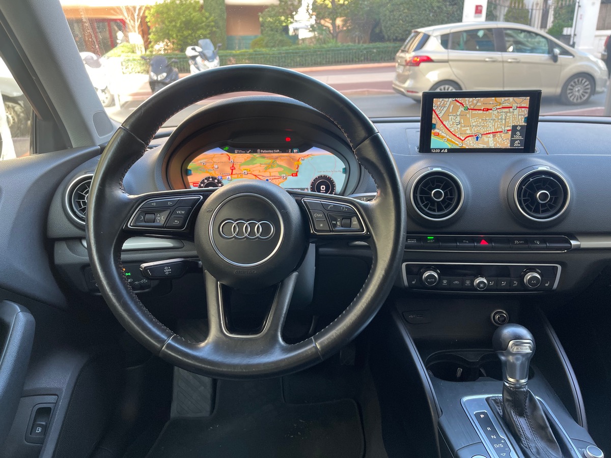 Audi A3 e-tron / Phase 2 /Virtual Cockpit / CarPlay