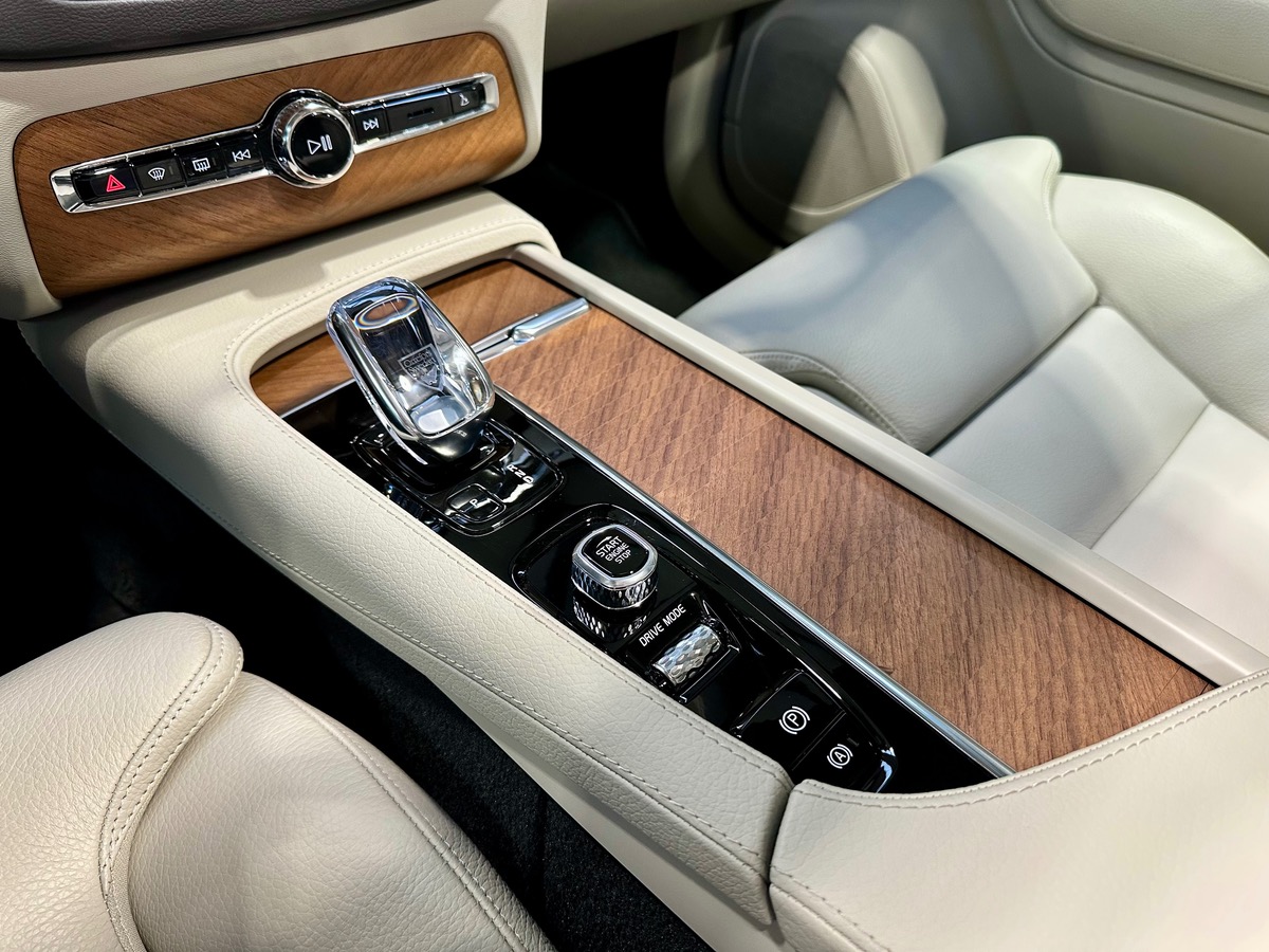 Volvo XC90 II (2) Recharge T8 390 AWD Inscription Geartronic 8 7PL