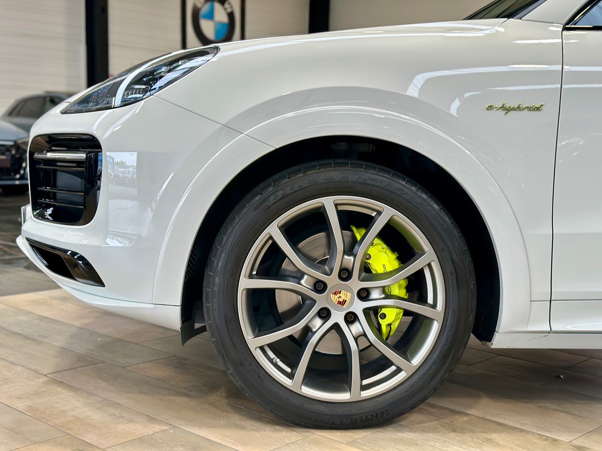 Porsche Cayenne III 3.0 V6 462 E-Hybrid Options+++
