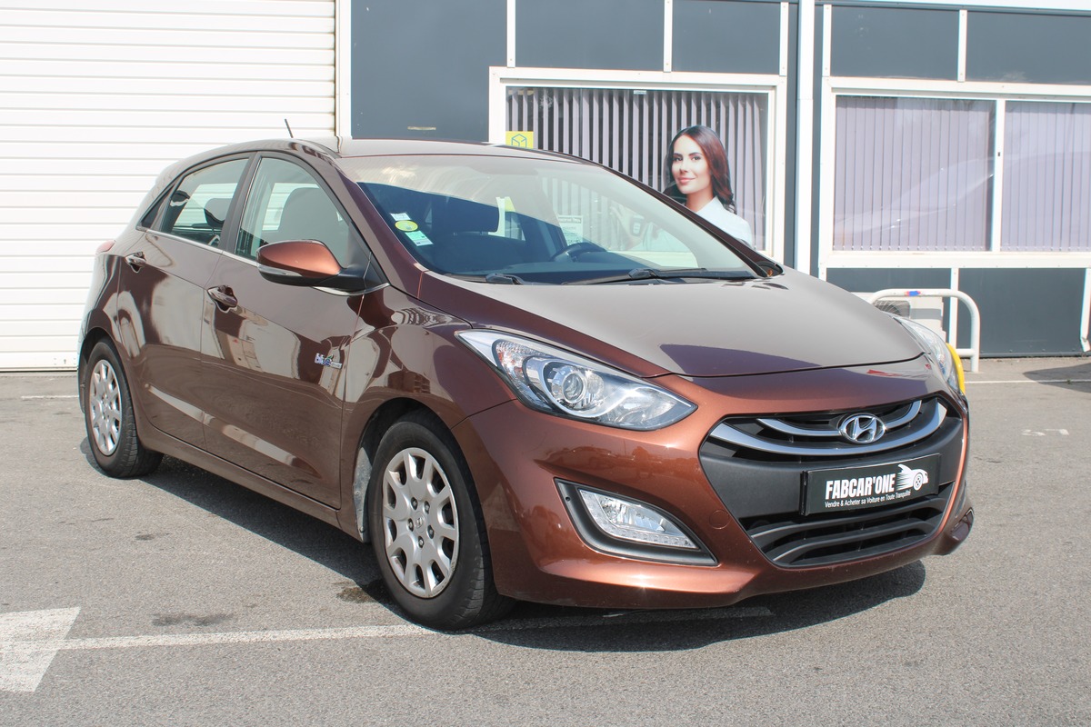 Hyundai i30 1.6 CRDI 110 PACK INVENTIVE LIMITED BD - Garantie 12 Mois