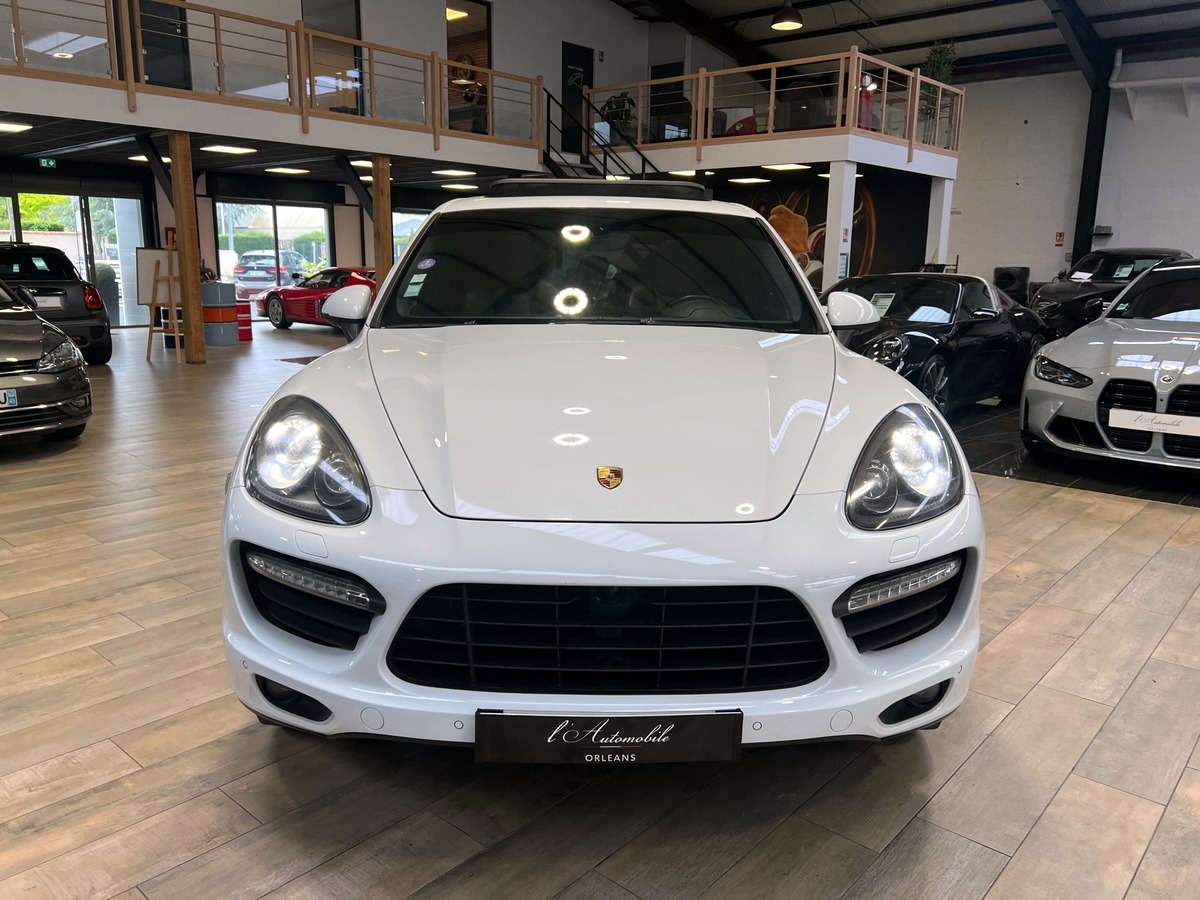 Porsche CAYENNE TURBO 4.8 V8 500 TIPTRONIC CARPLAY