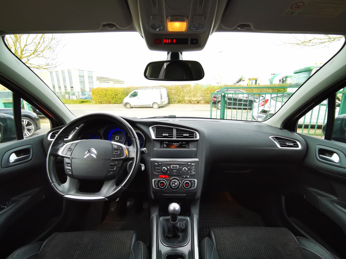 Citroën C4 1.6 HDI 90 EXCLUSIVE carnet CIT