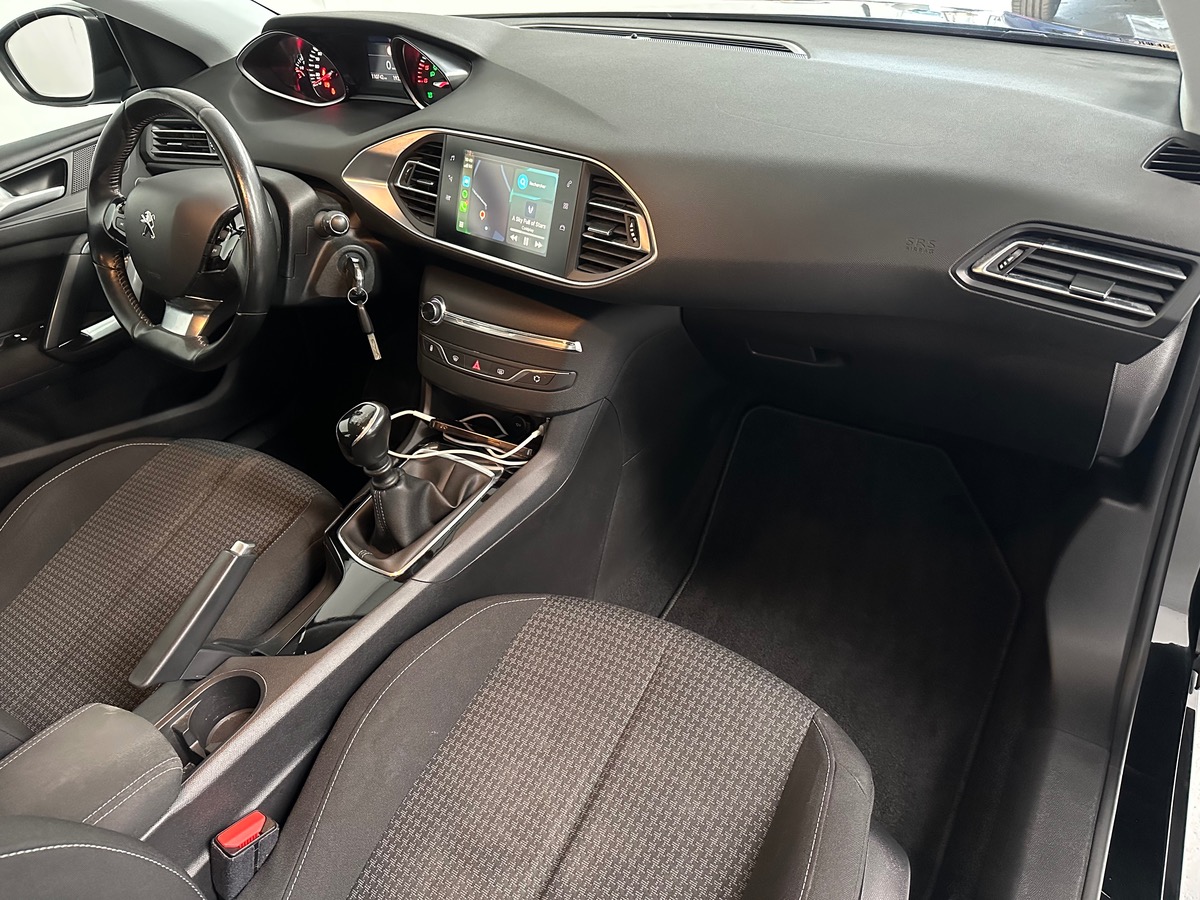 Peugeot 308 SW 1.5 BlueHDi 130cv ACTIVE BUSINESS - CarPlay / Caméra 360º
