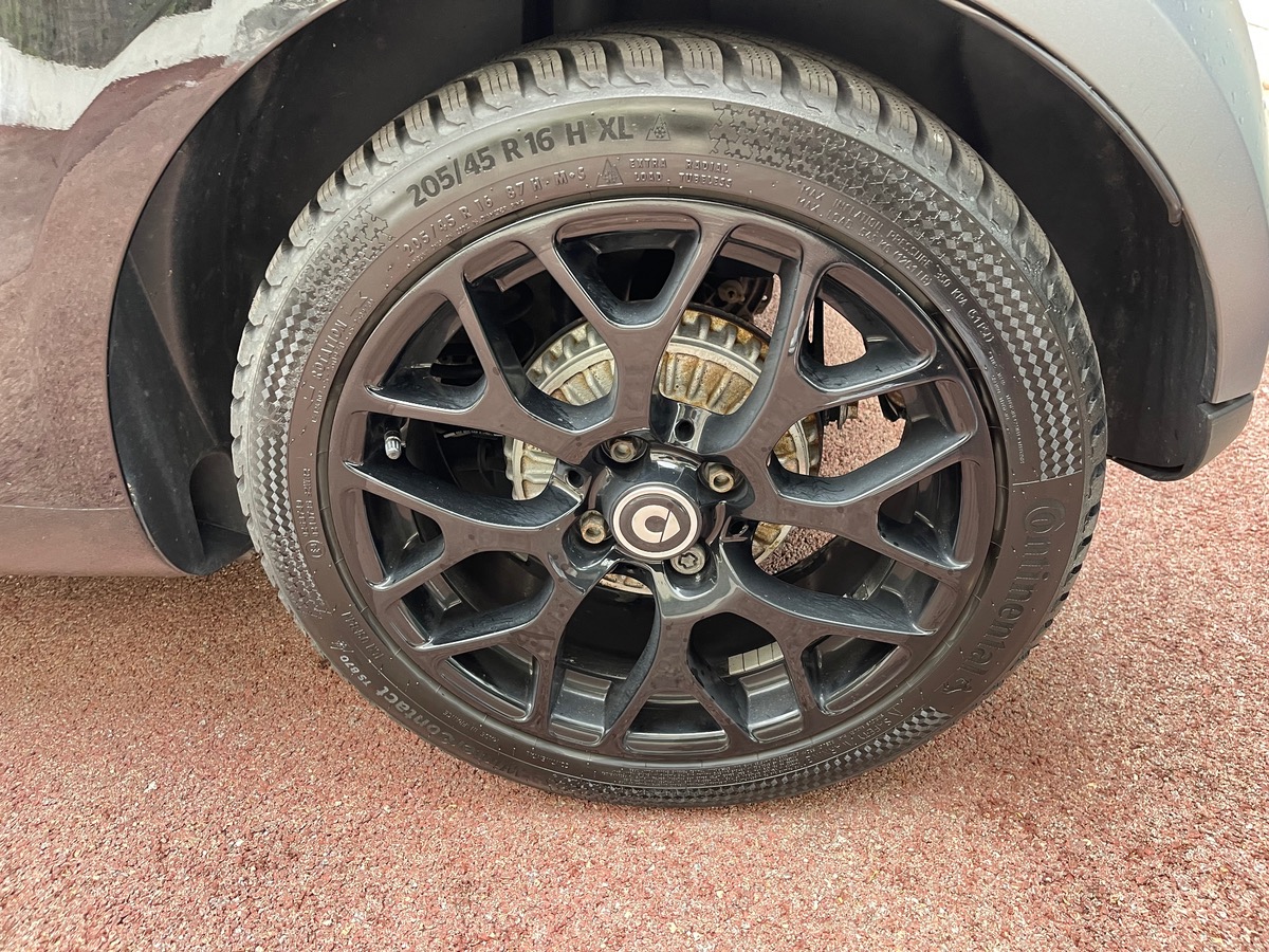 Smart FORTWO Cabriolet 90 CV / Prime/Caméra / Gps / Jantes Noires
