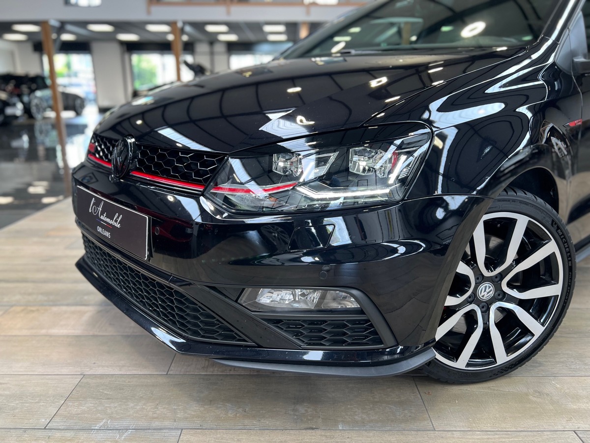 Volkswagen Polo V GTI 1.8 TSi 192 DSG7 APPLE CARPLAY