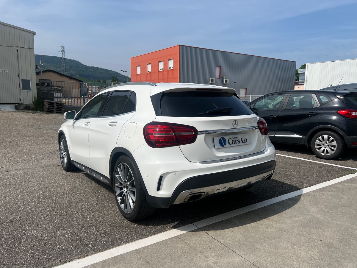 Mercedes-Benz GLA 200 FASCINATION AMG LINE, SUIVI COMPLET MERCEDES, TOIT OUVRANT