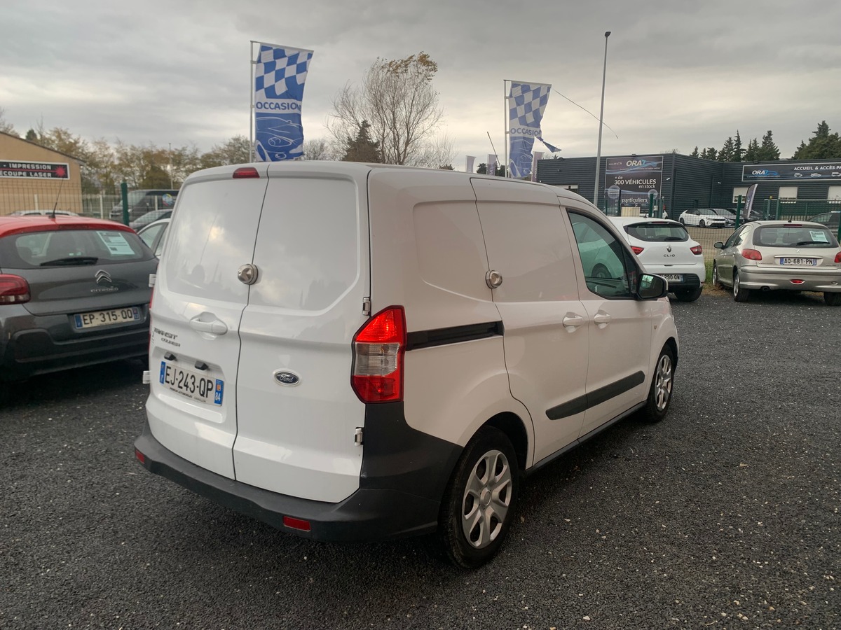 Ford T.COURIER transit