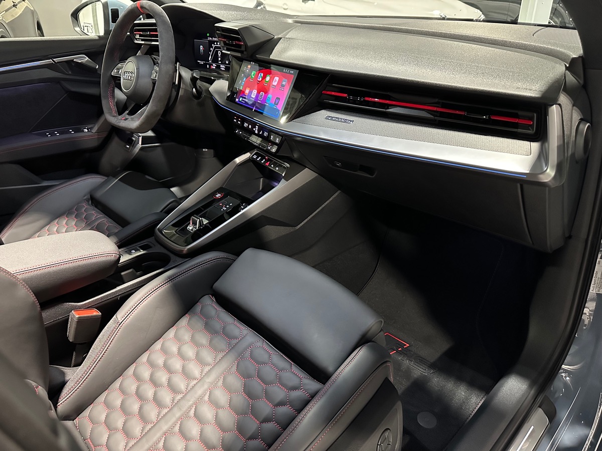 Audi Rs3 Sportback 400 cv neuve jamais immatriculée TVA RECUPERABLE