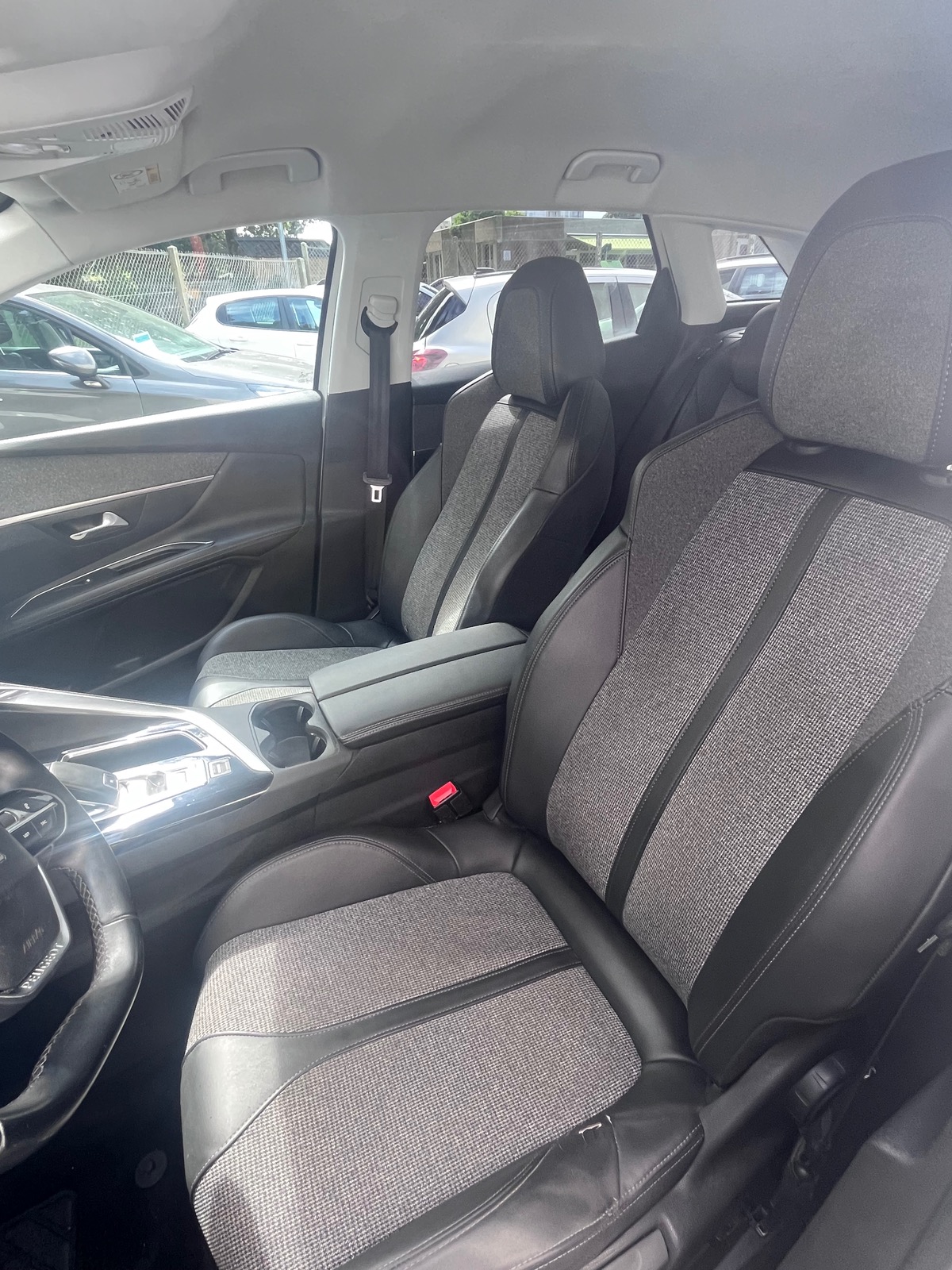 Peugeot 3008 SUV 1.5 BlueHDi 130  ch Diesel