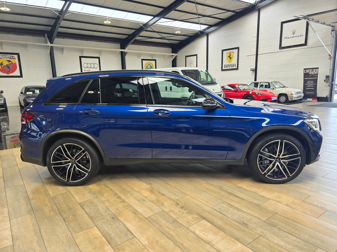 Mercedes-Benz Class GLC 3.0 43 AMG 390 PHASE 2 // SIEGES CHAUFFANTS / VENTILES // CAM / 21