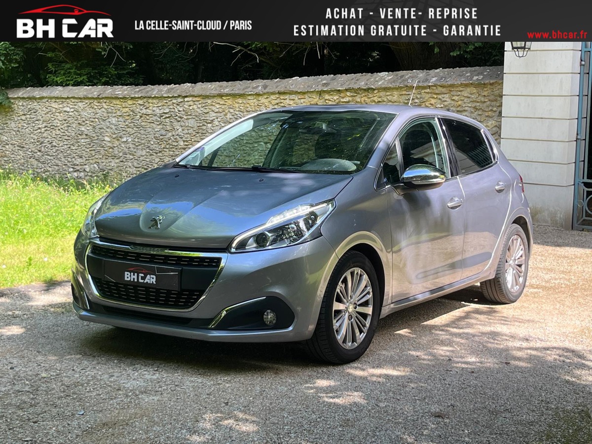 Image: Peugeot 208 1.2 PTEC 110 ALLURE EAT 6