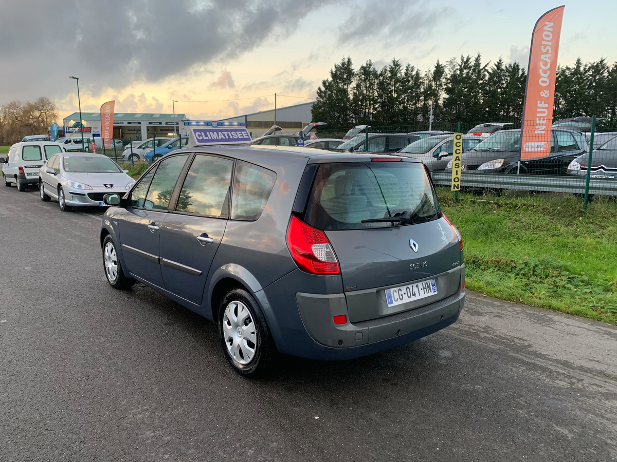 RENAULT Grand Scenic 1.5 dci - 105 - 7pl 121810KM