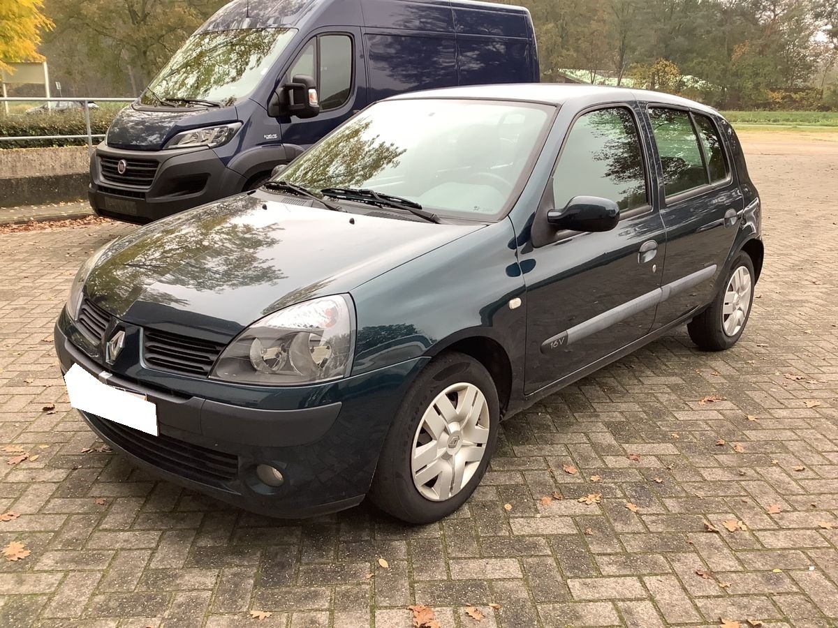 RENAULT Clio II 1.2i 60 Community