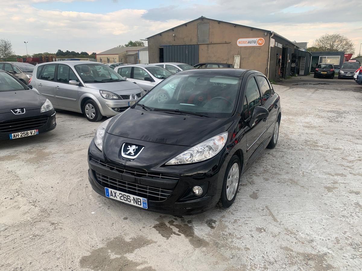 Peugeot 207 1.4 vti 16v SERIE 64 - 124886KM