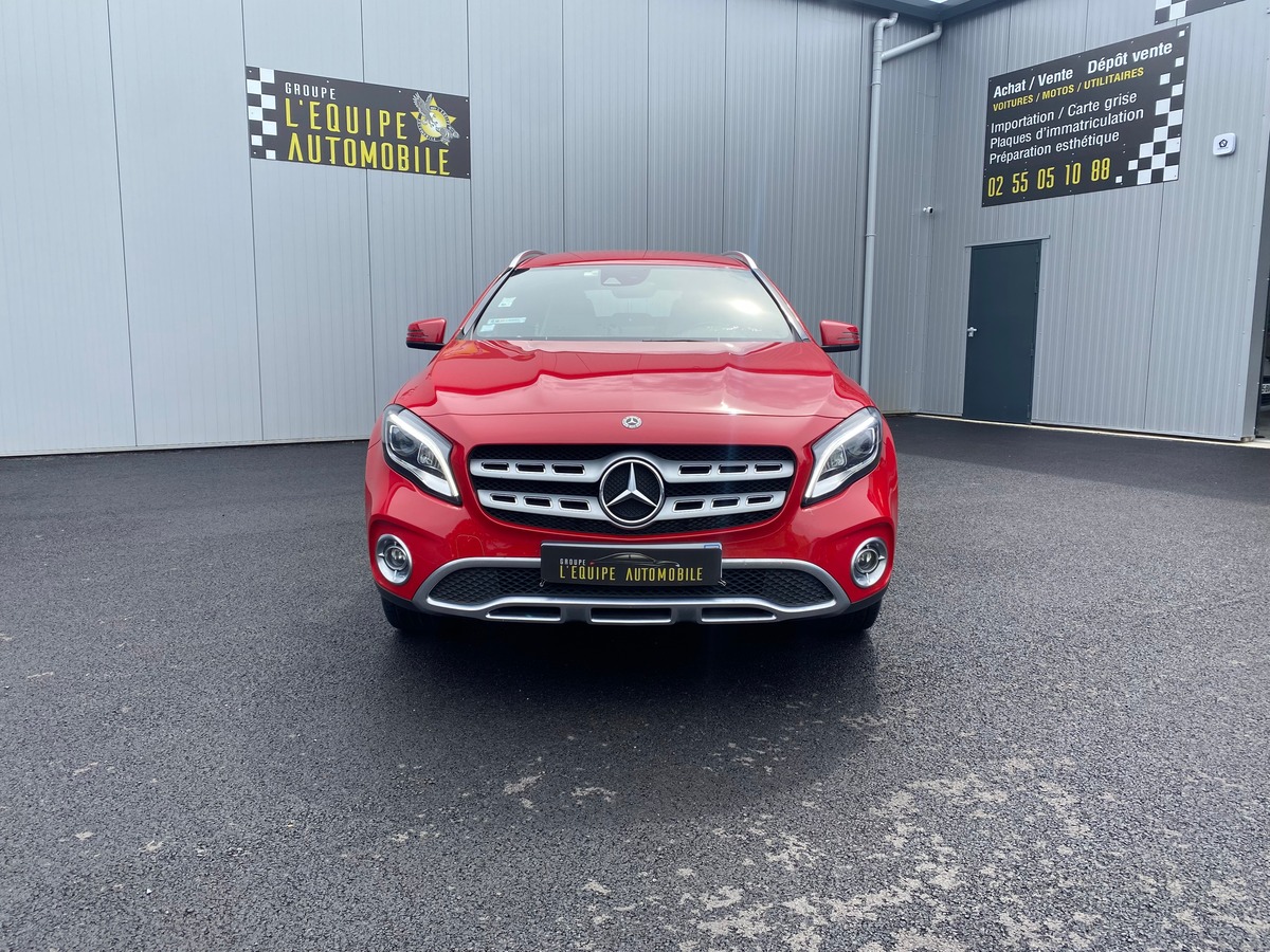 Mercedes-Benz GLA (2) 180 D BUSINESS EDITION