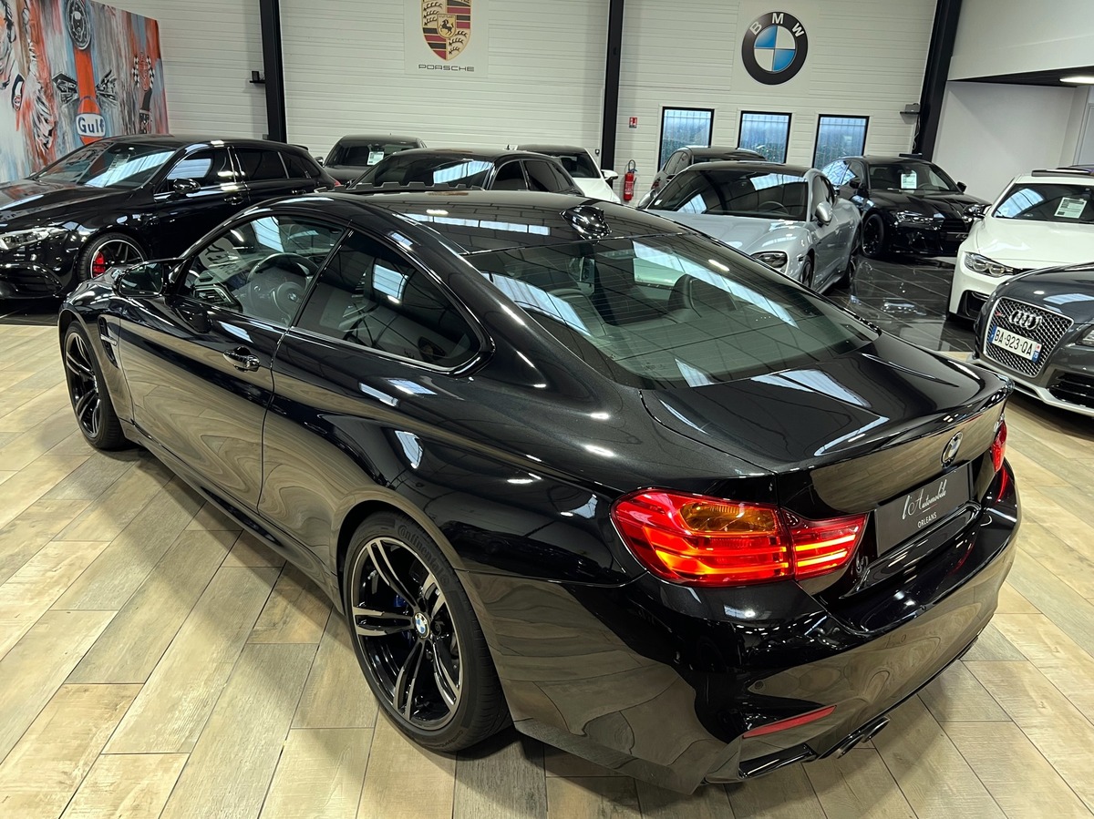 Bmw M4 COUPE (F82) 431 CH DKG7 BLACK EDITION