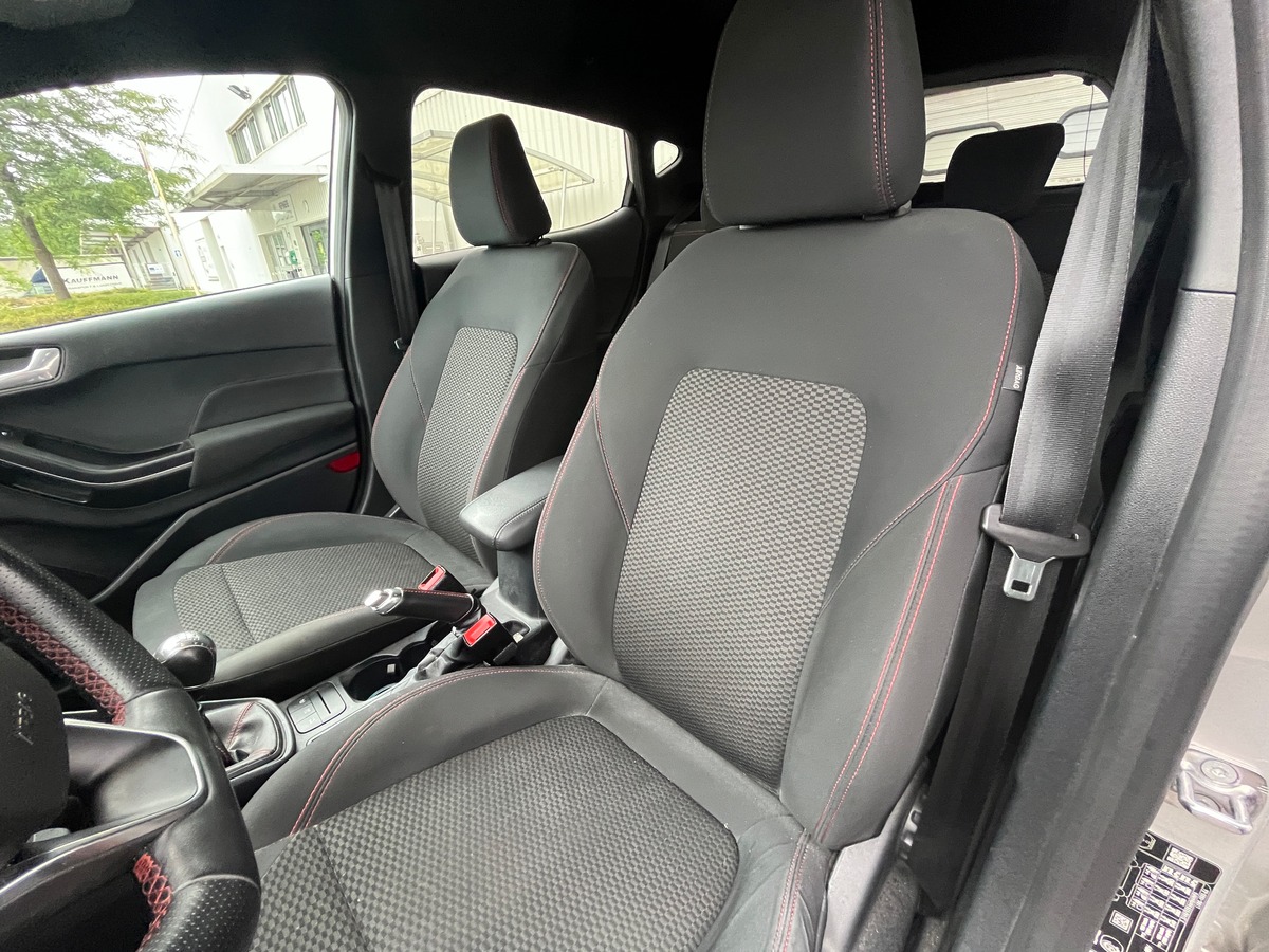 Ford Fiesta 1.0 ECOBOOST MHEV 125ch ST-LINE X, SUIVI FORD, CHARGEUR A INDUCTION, CARPLAY, REGULATEUR