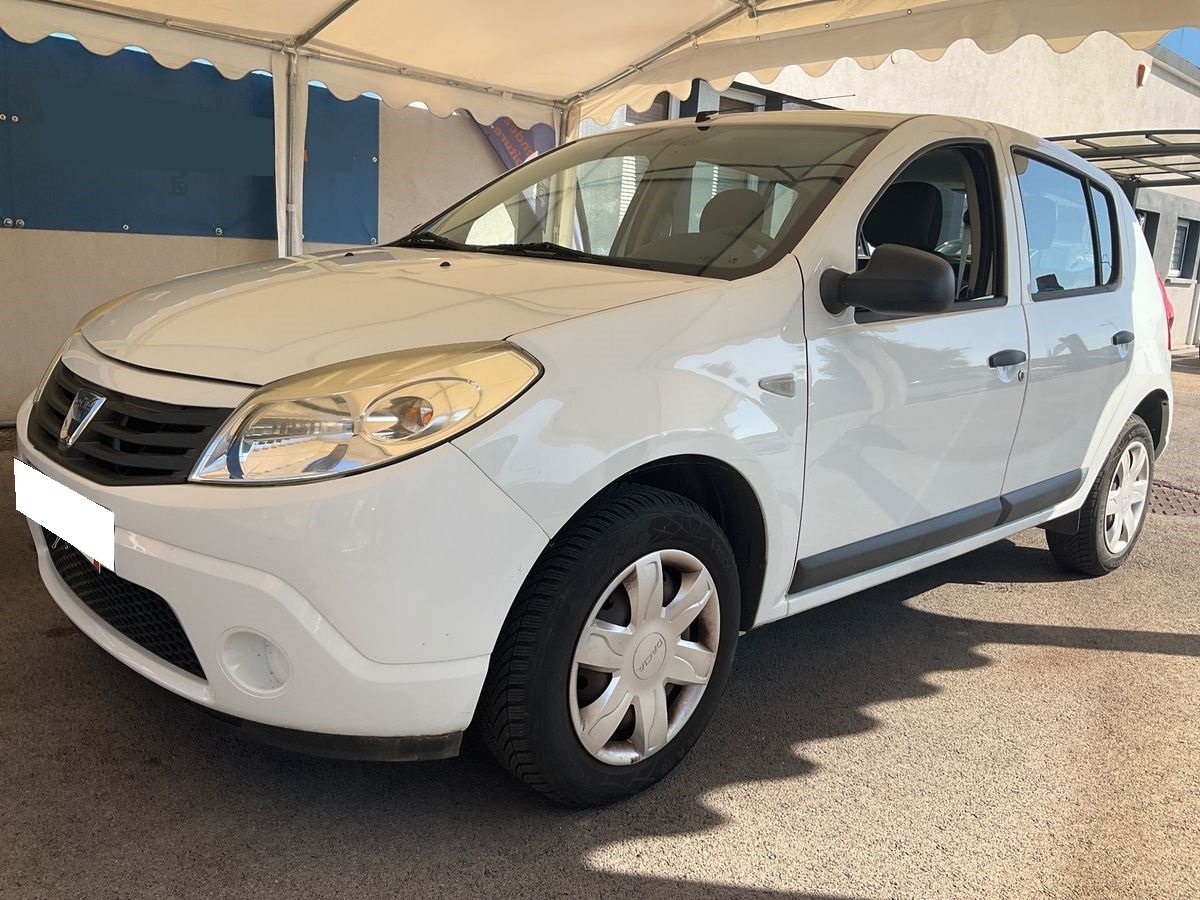 Dacia Sandero 1.2i 16v 75