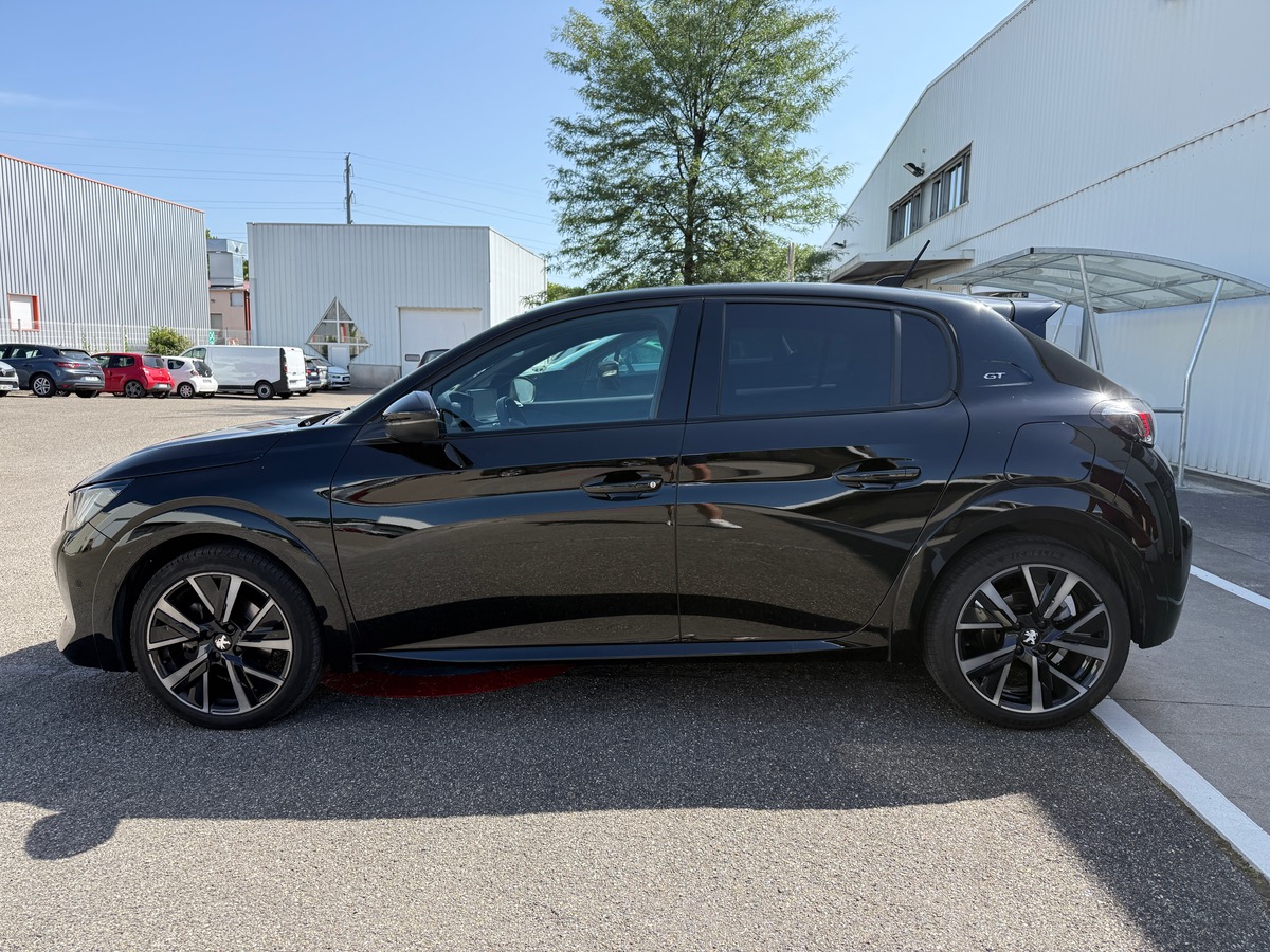 Peugeot 208 1.2 PureTech 130 ch GT Line EAT8, Toit Panoramique, I-Cockpit, Camera de recul
