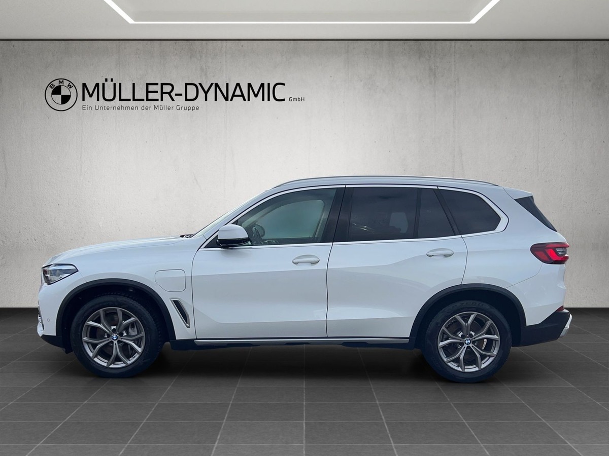 Bmw X5 IV xDrive45e 394ch X Line /tête haute/ hayon électrique / soutien lombaire /garantie 24 mois