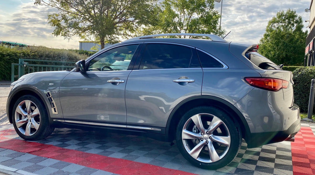 Infiniti QX70 3.0D S 238 CH PREMIUM