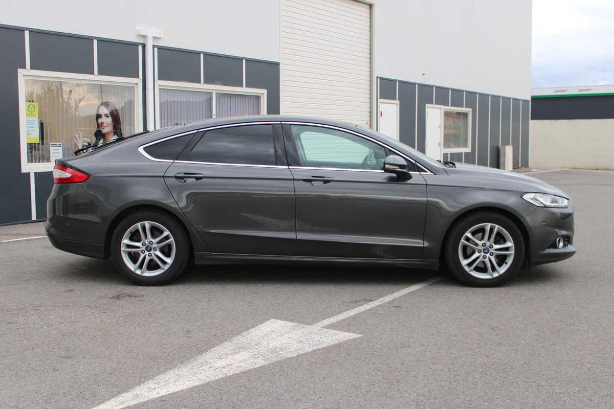 Ford Mondeo 2.0 TDCi 150ch Titanium PowerShift 5p - Garantie 12 Mois