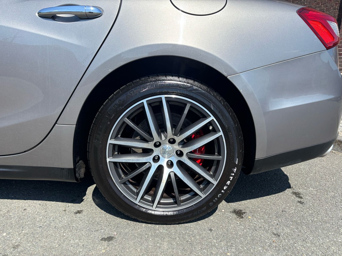 Maserati Ghibli 3.0 V6 275 BVA - Révisée