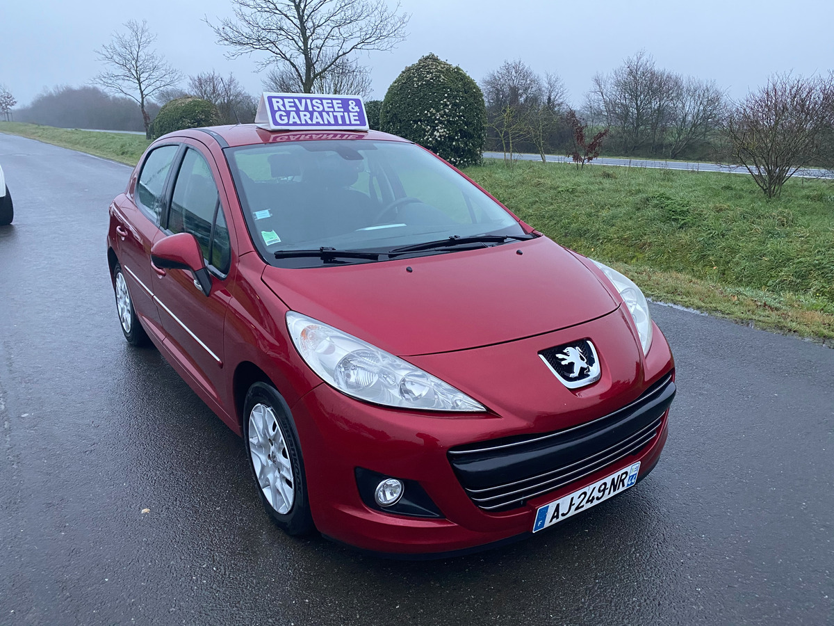 Peugeot 207 1.4 HDI 70cv Premium