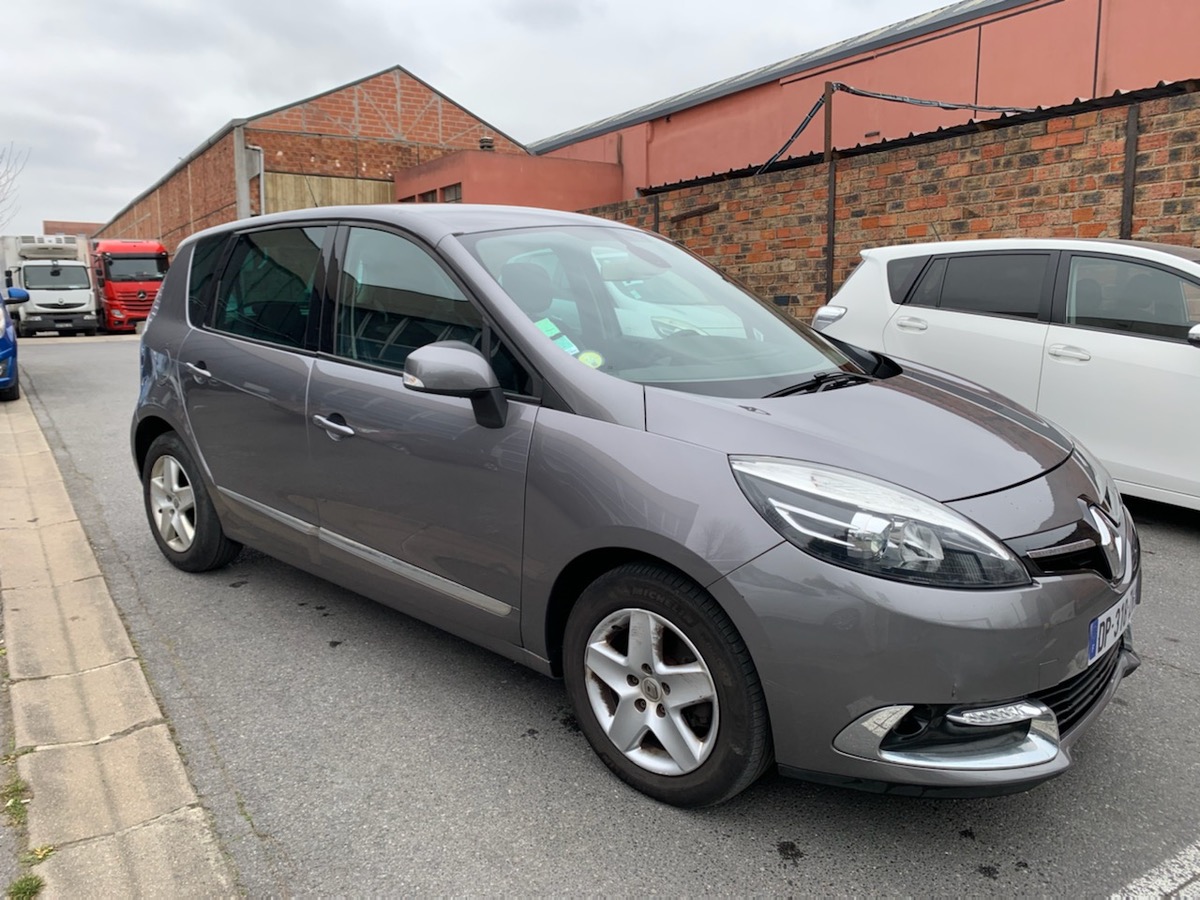 RENAULT Scenic 1.5 DCI 110 CV 1r main 4XCARTs