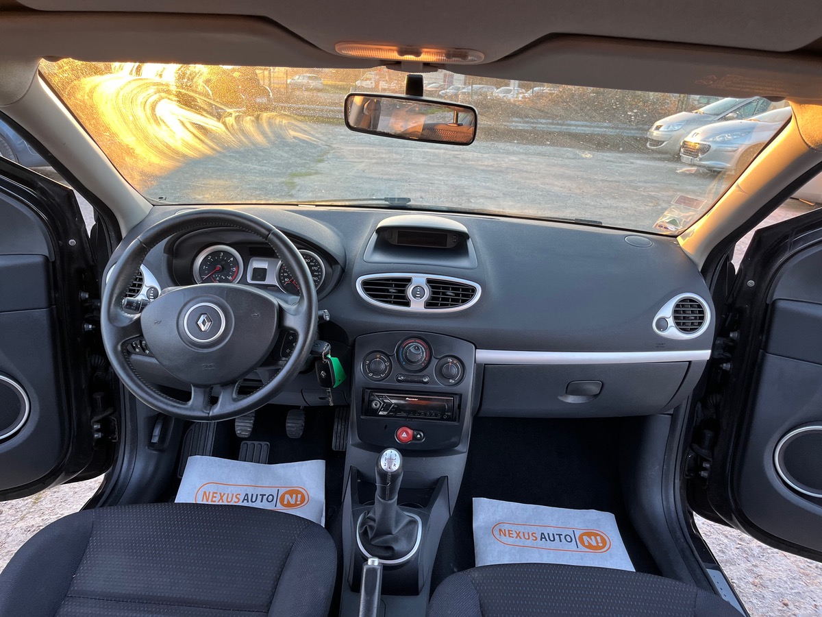 RENAULT Clio 1.5 dci