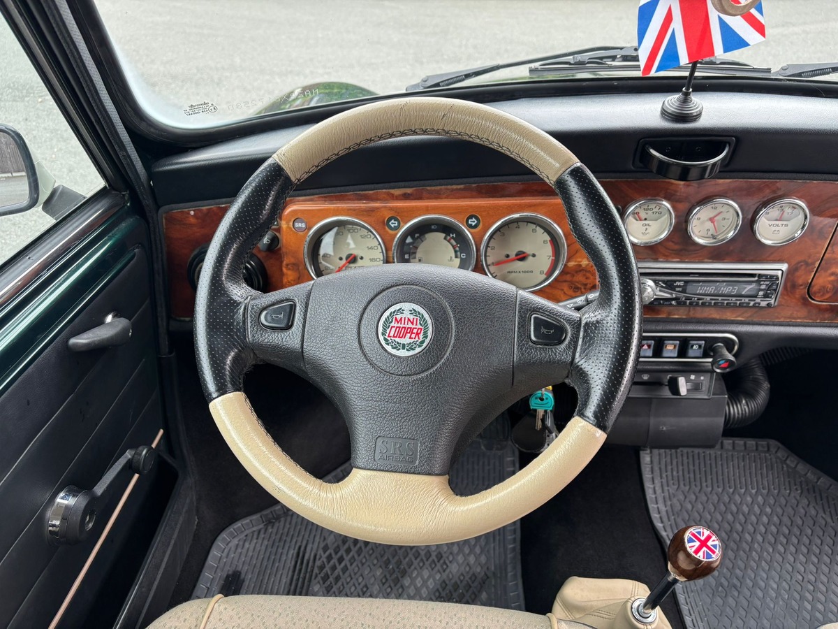 Mini MINI COOPER 1.3 MPI INJECTION - Révisée