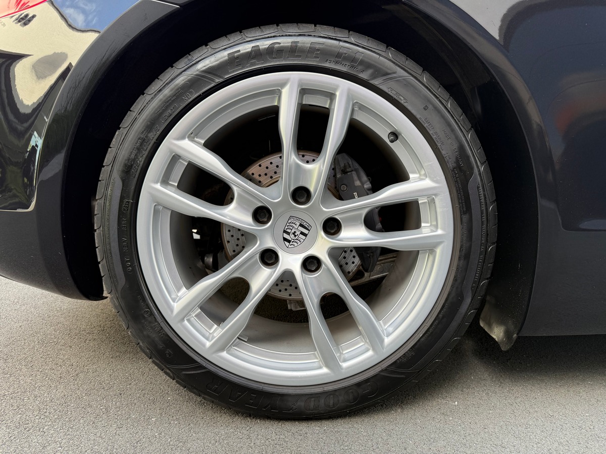 Porsche Boxster 2.7L  / 265 CH / 42372 KMS