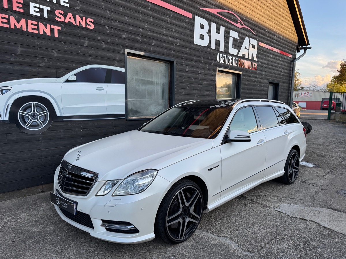 Image: Mercedes-Benz Classe E 500 4 MATIC 408cv Pack AMG / Designo