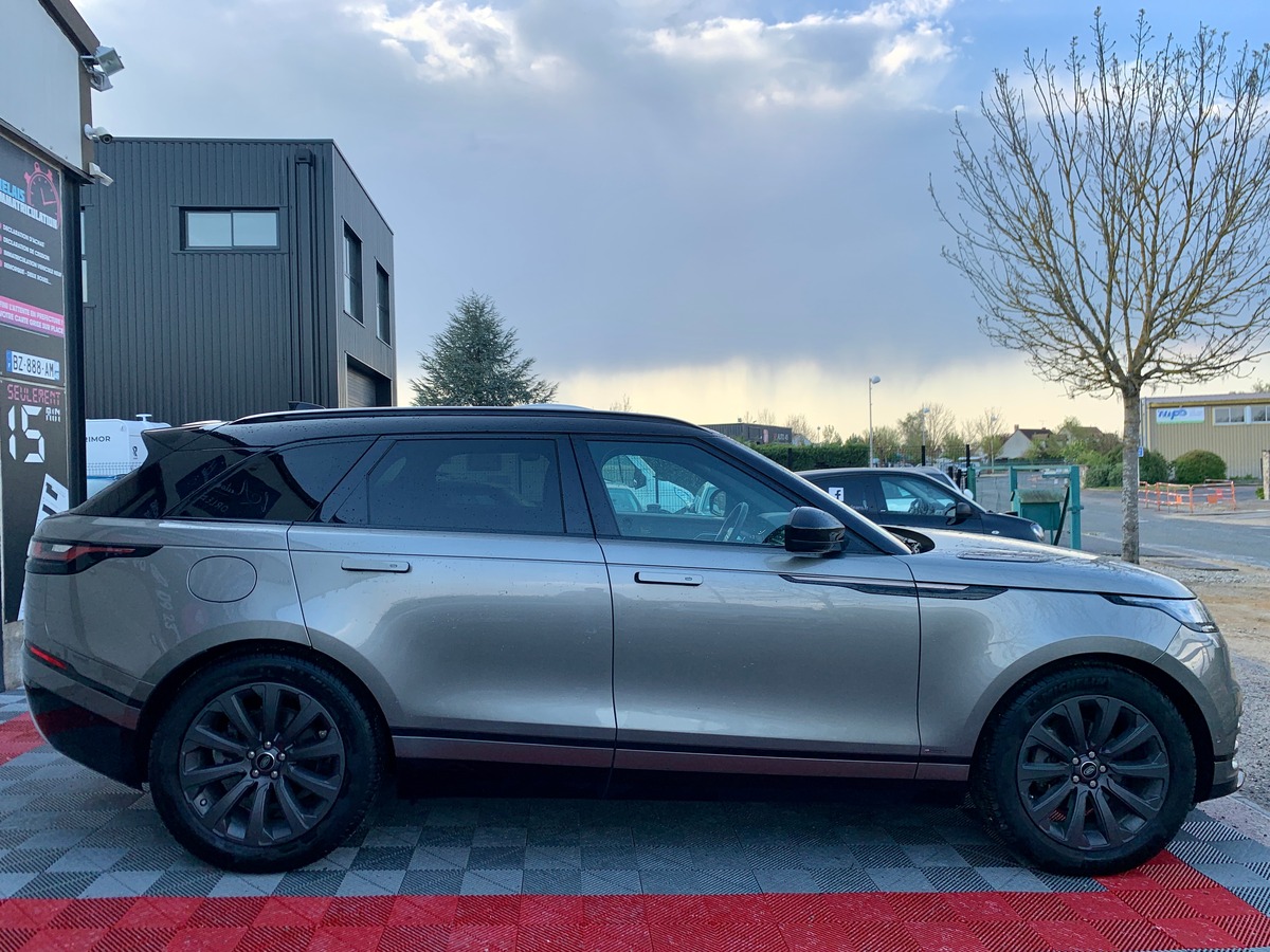 Land-Rover Range Rover Velar D 240 SE R-DYNAMIC