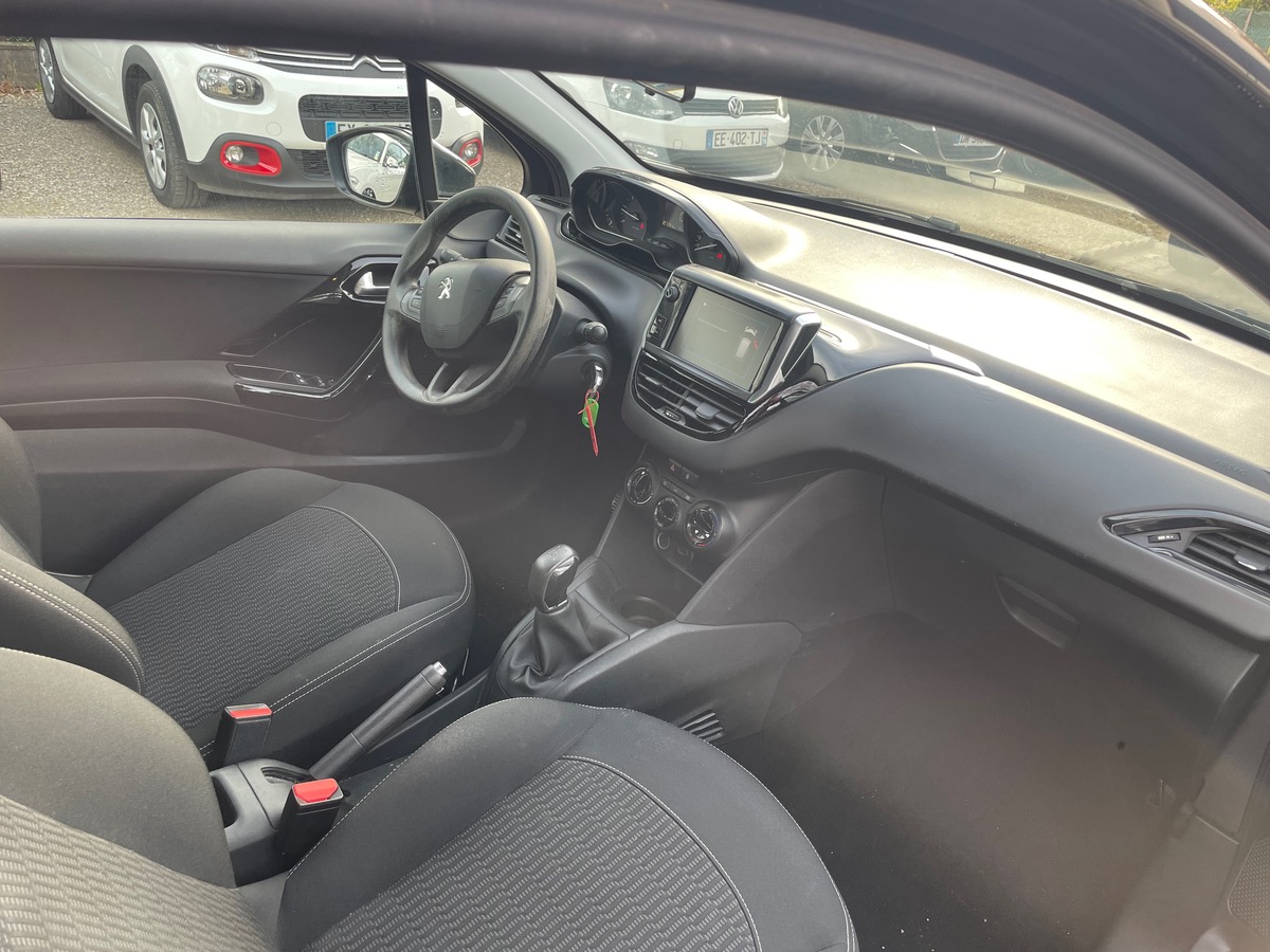 Peugeot 208 1.6 hdi carplay 2018 phase 2 1er main garantie - Annonce