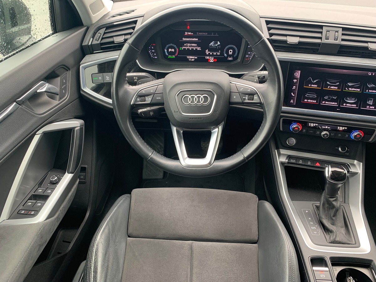 Audi Q3 DESIGN LUXE QUATTRO