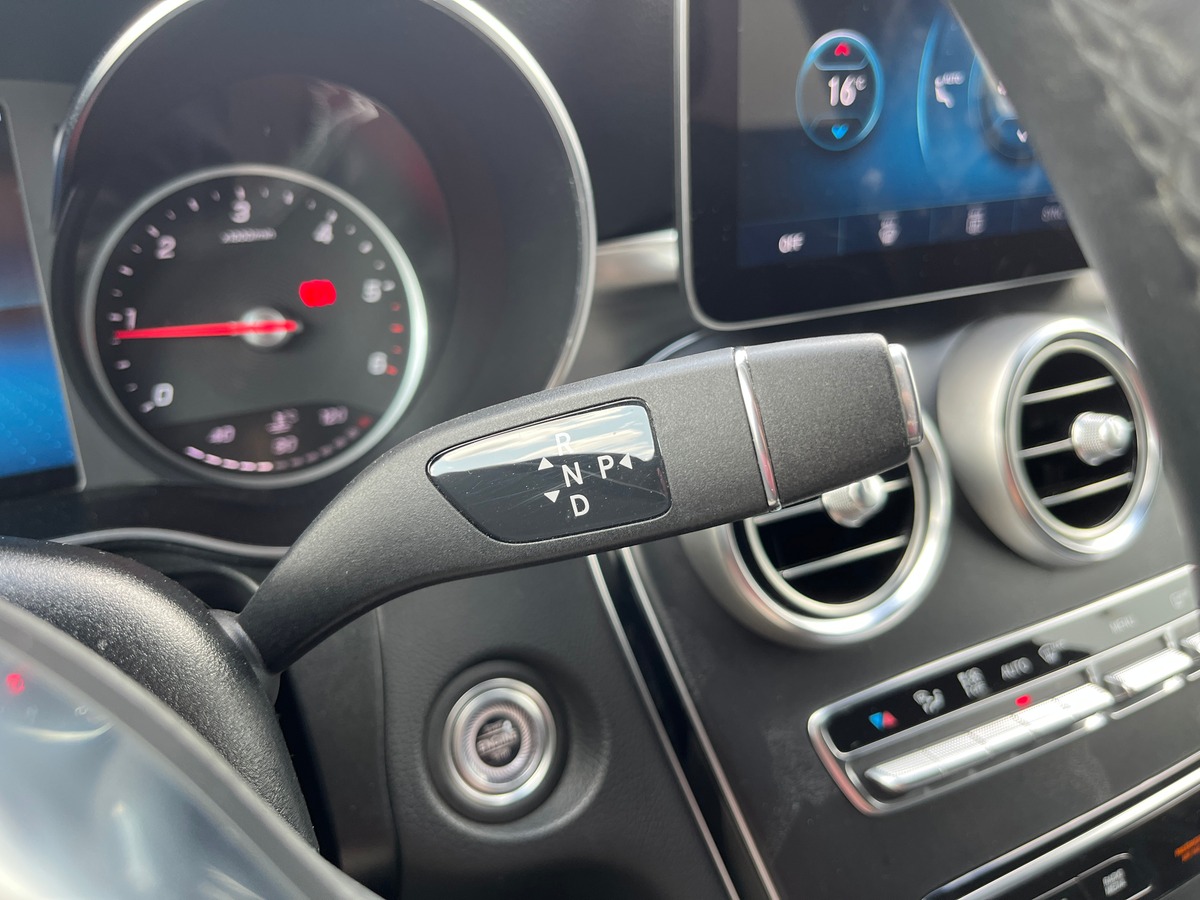 Mercedes-Benz Class GLC 220d 4MATIC AVANTGARDE 9G-TRONIC, SUIVI COMPLET, SIEGES CHAUFFANT