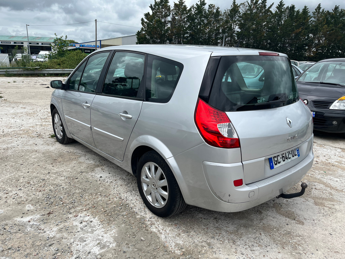 RENAULT Grand Scenic 1.5 dci - 105ch 103782km