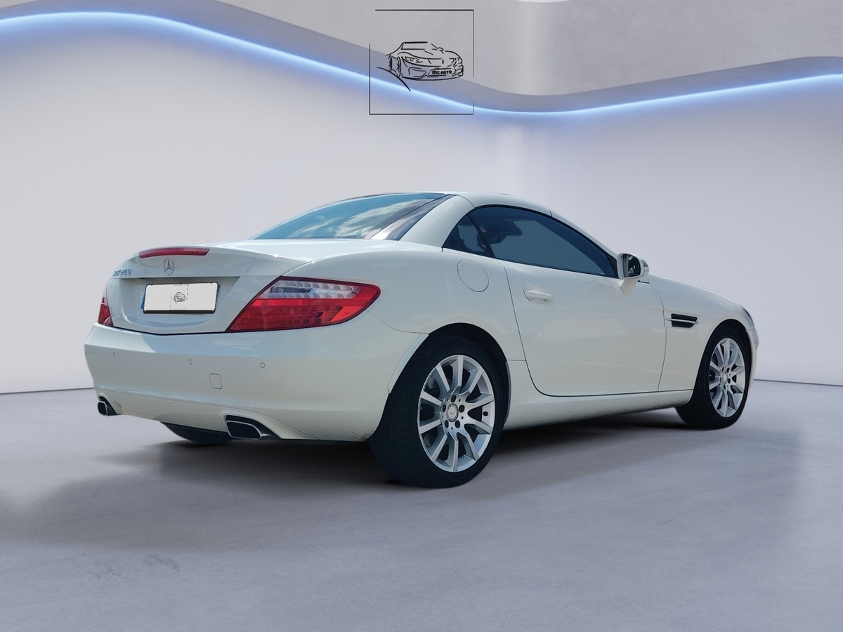 Mercedes-Benz Classe SLK 200 blue efficiency 100 % Française