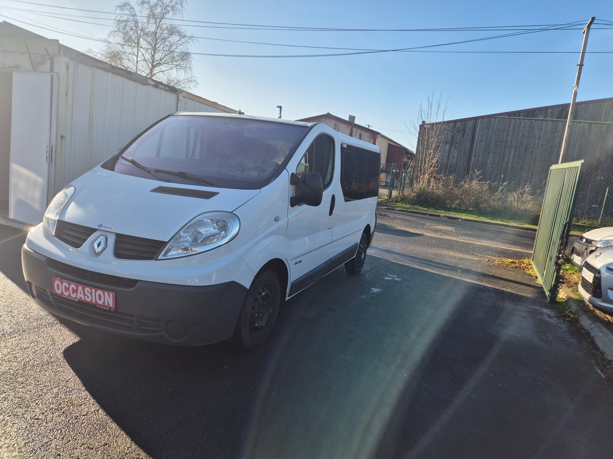 RENAULT Trafic 2.0DCI 115CV 2010 6990€ TTC