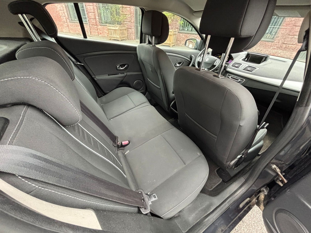 RENAULT Megane 3 1.5 DCI 110 BVA DYNAMIQUE - Révisée - Garantie
