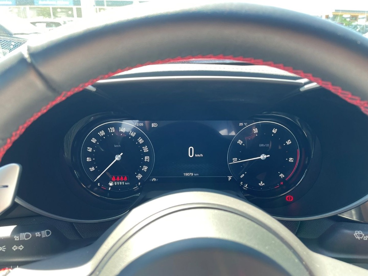 Alfa Romeo Giulia 2.0T 280ch Competizione Q4 AT8 Toit ouvrant Harman-Kardon