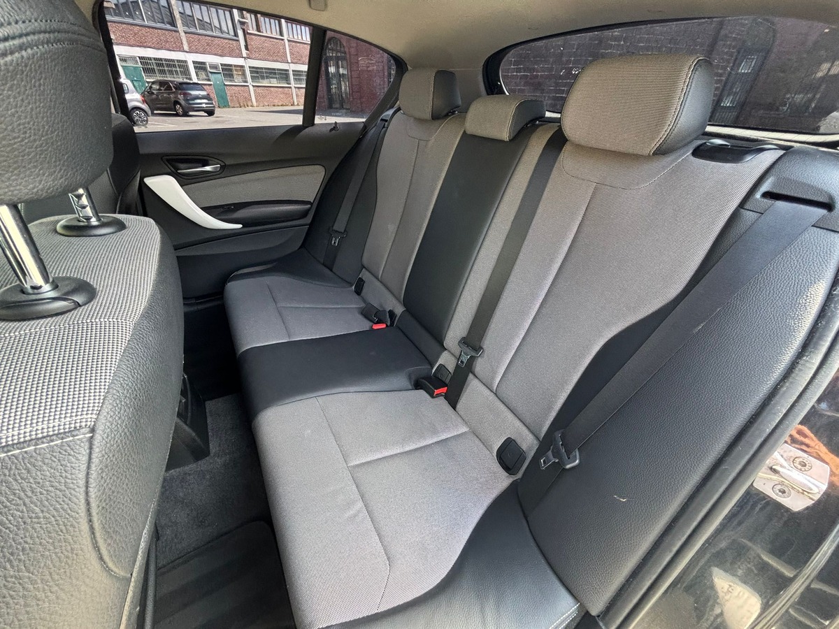 Bmw Série 1 F20 5 Portes 116D LOUNGE BVA6 - Révisée