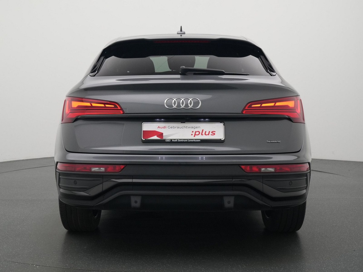 Audi Q5 Sportback 50 TFSI e 299ch S line quattro S tronic 7/Caméra/Volant méplat