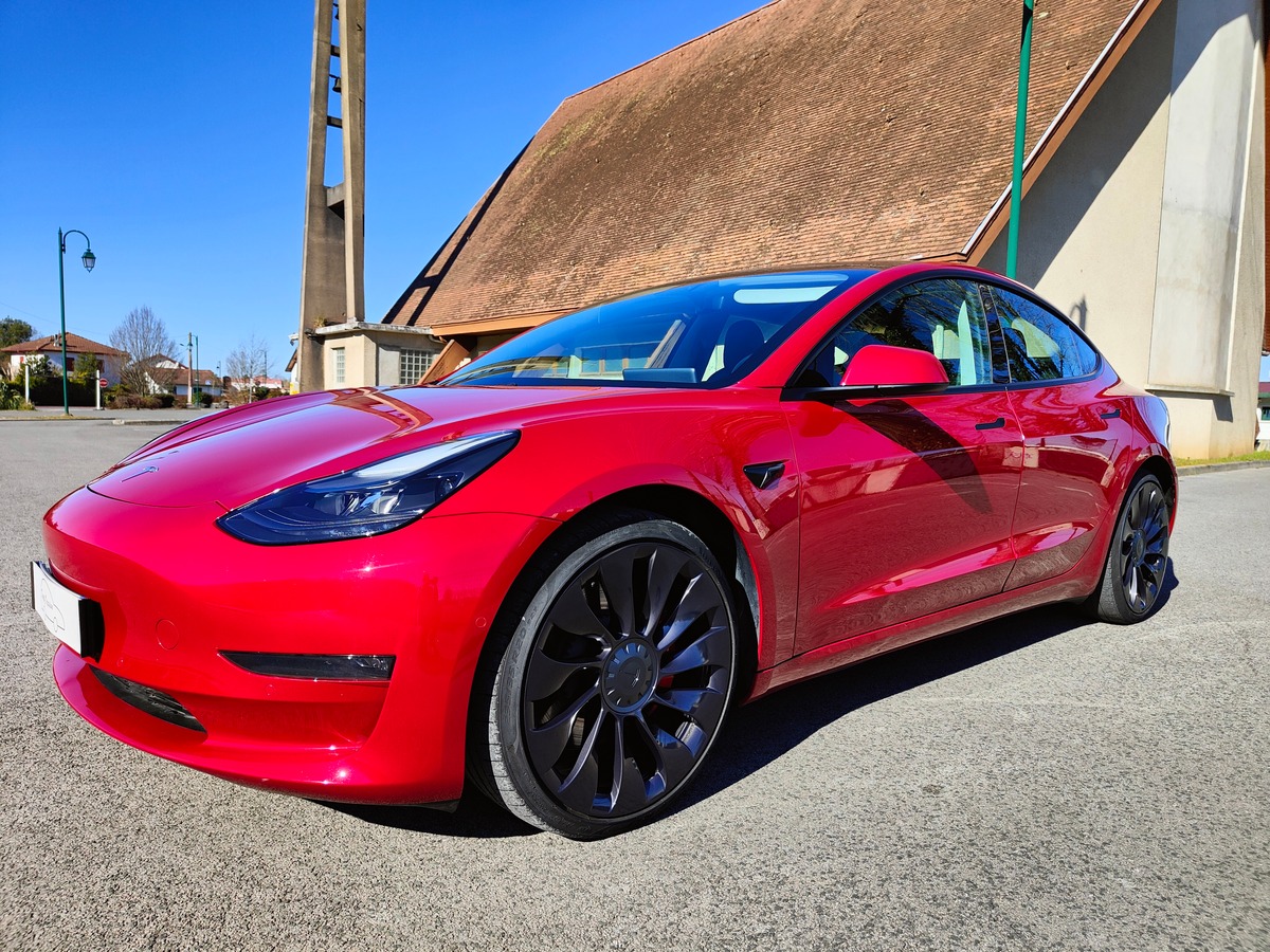 Tesla Model 3 Performance EAP