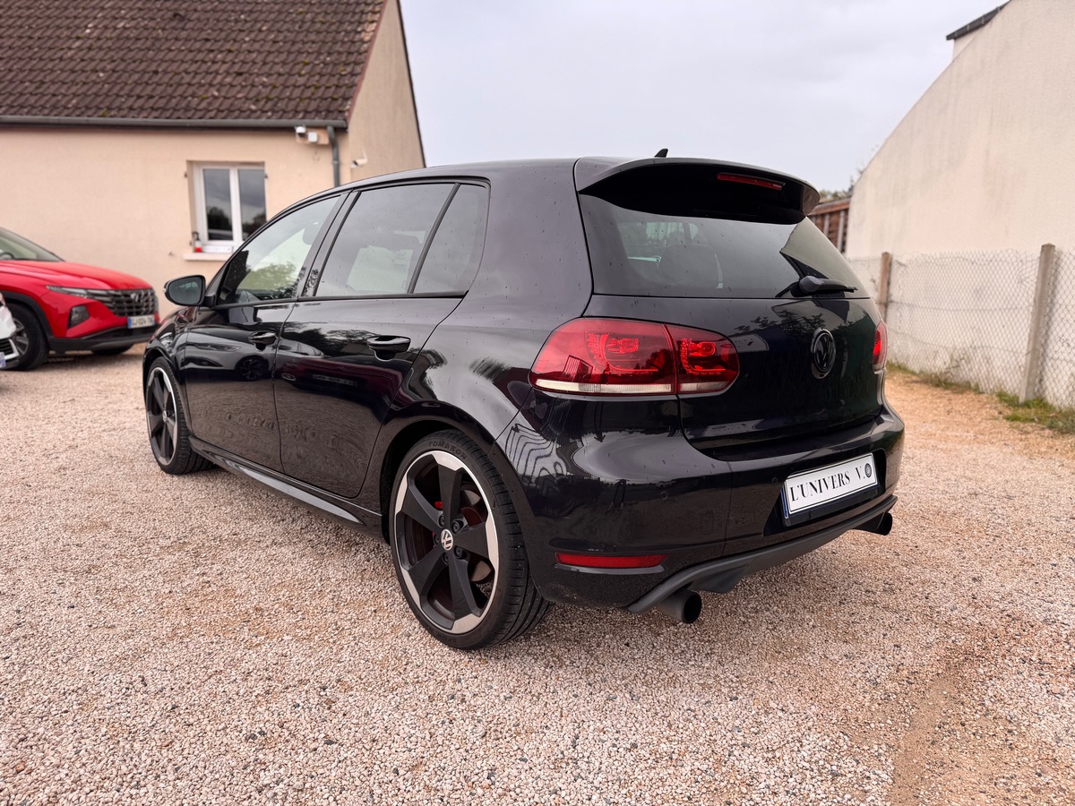 Volkswagen Golf GTI EDITION 35