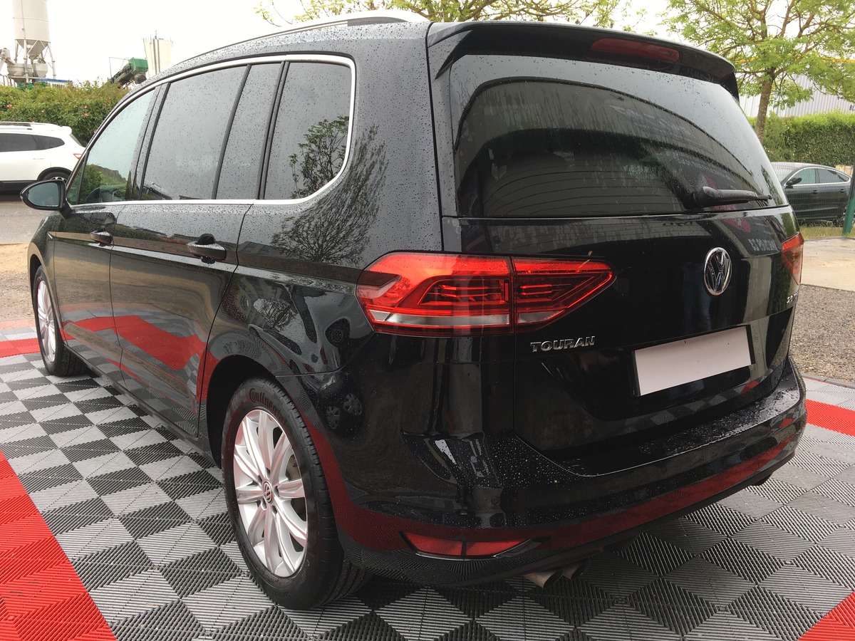 Volkswagen Touran 2.0TDI 150CV 7PL Boîte Auto